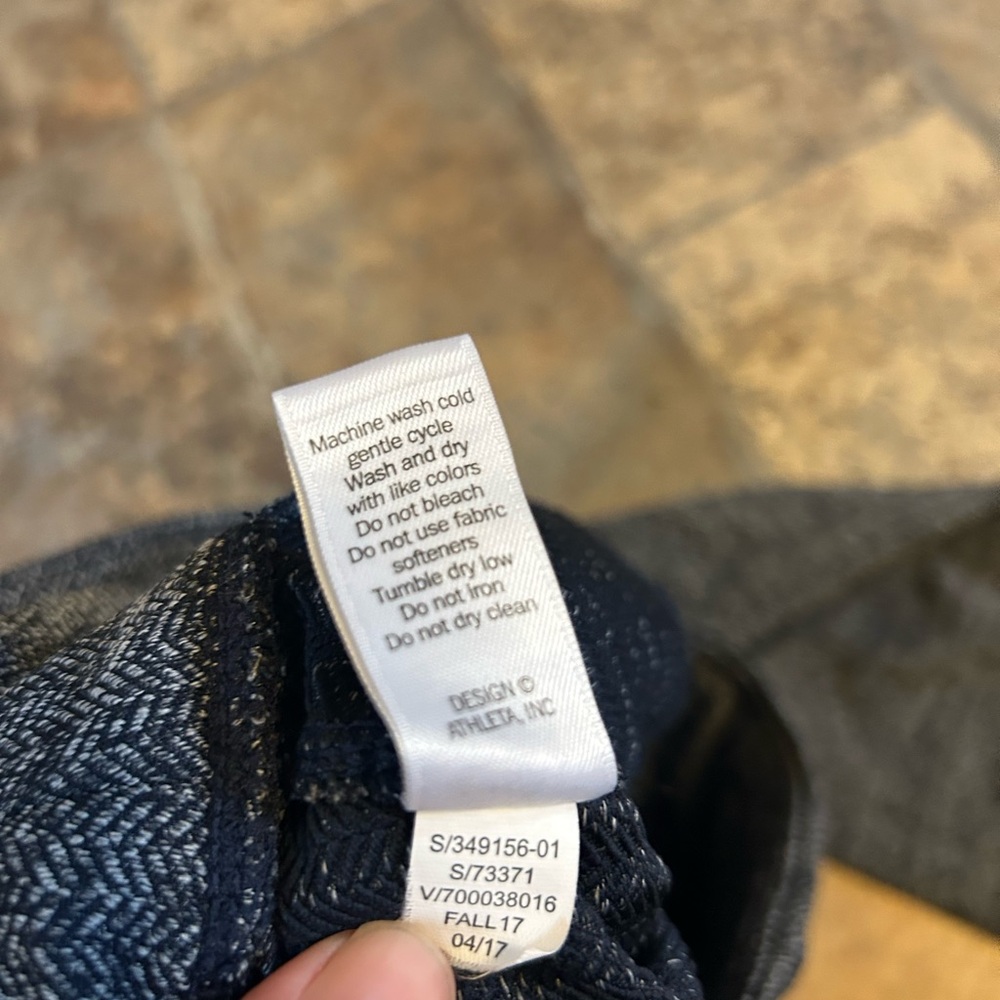 Athleta leggings - Picture 8 of 12